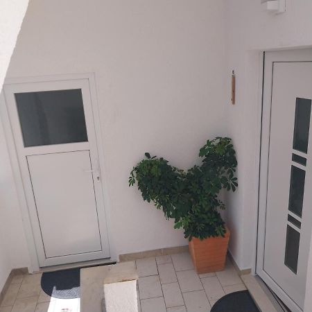 Apartmani Bonavia Йелса Екстериор снимка