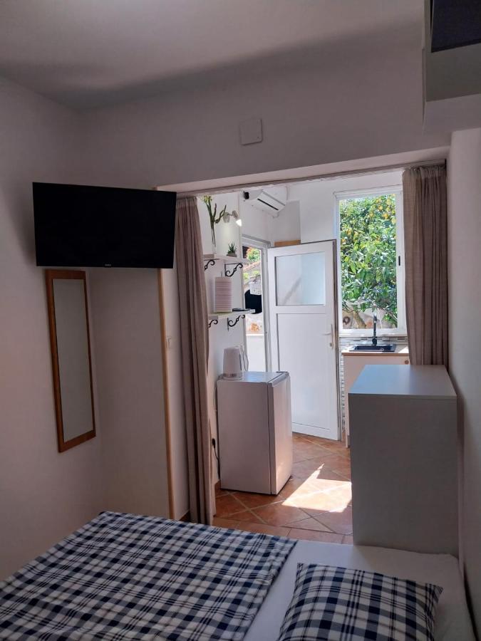 Apartmani Bonavia Йелса Екстериор снимка